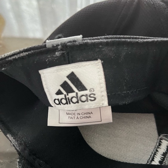 Adidas baseball cap like new. - Picture 2 of 5